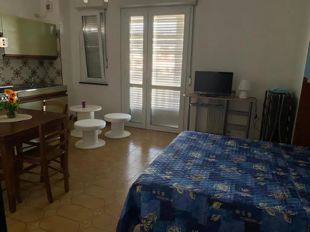 Bbking Mimosa Casa Vacanze Marina dʼMarina dʼAndora Italia
